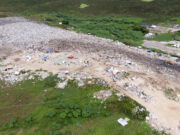Siguen tirando basura en Las Matas, Cosolea y Mina no cumplen