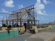 Alistan restaurantes en zona de playa en Coatza