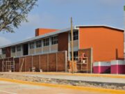 Retraso en obra de primaria Artículo 123, por falta de recursos