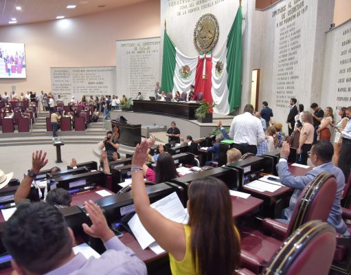 Autoriza Congreso al Poder Ejecutivo la enajenación de aeronaves